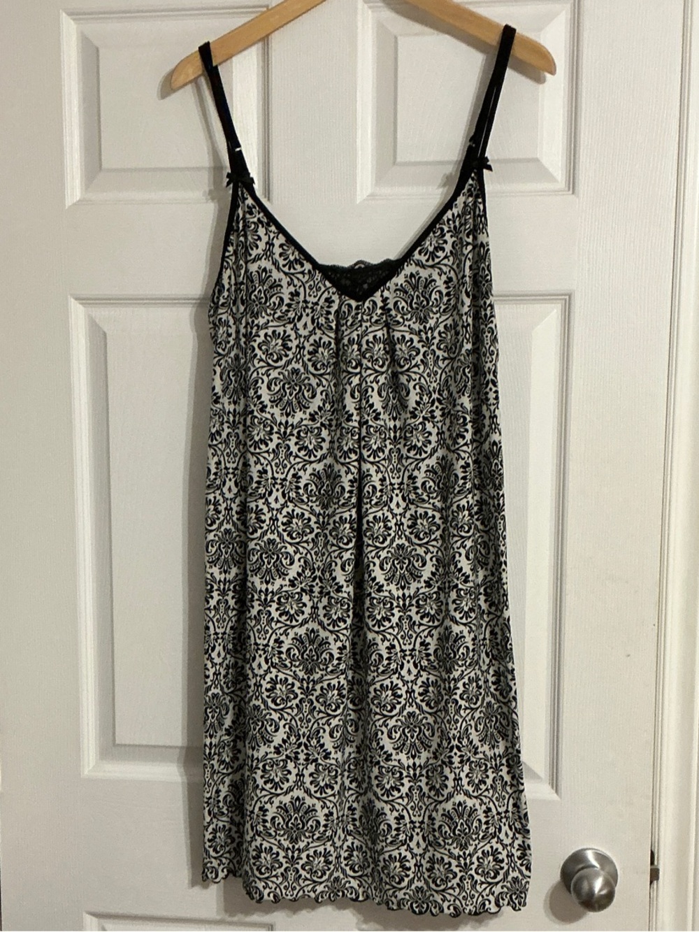 Penningtons Plus Sized Black and White Damask Night Gown